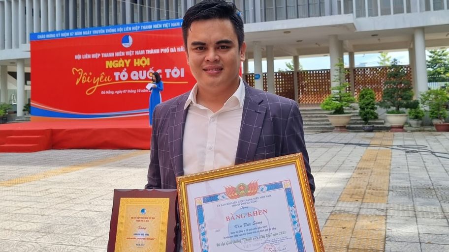 Thanh niên sống đẹp Văn Đức Sáng